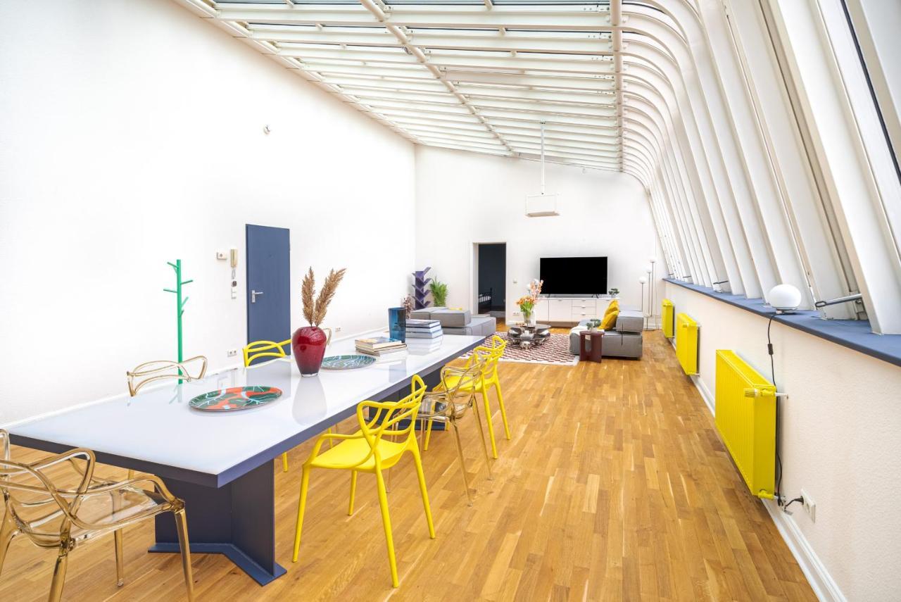 Sky Loft In The Heart Of Berlin Apartment Bagian luar foto