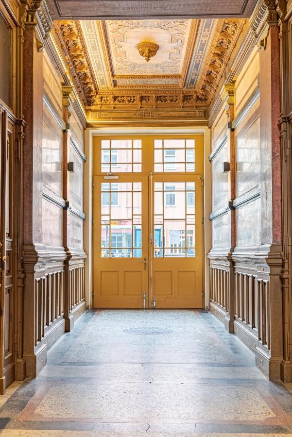 Sky Loft In The Heart Of Berlin Apartment Bagian luar foto